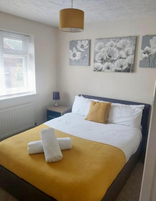 Kingsnorth Ashford Holiday Home Smithy Drive Sleeps 5 Free Wifi And Vehicle Parking מראה חיצוני תמונה